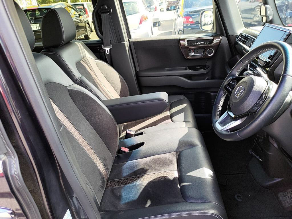 N_BOXカスタムG・Lターボホンダセンシングの写真 22