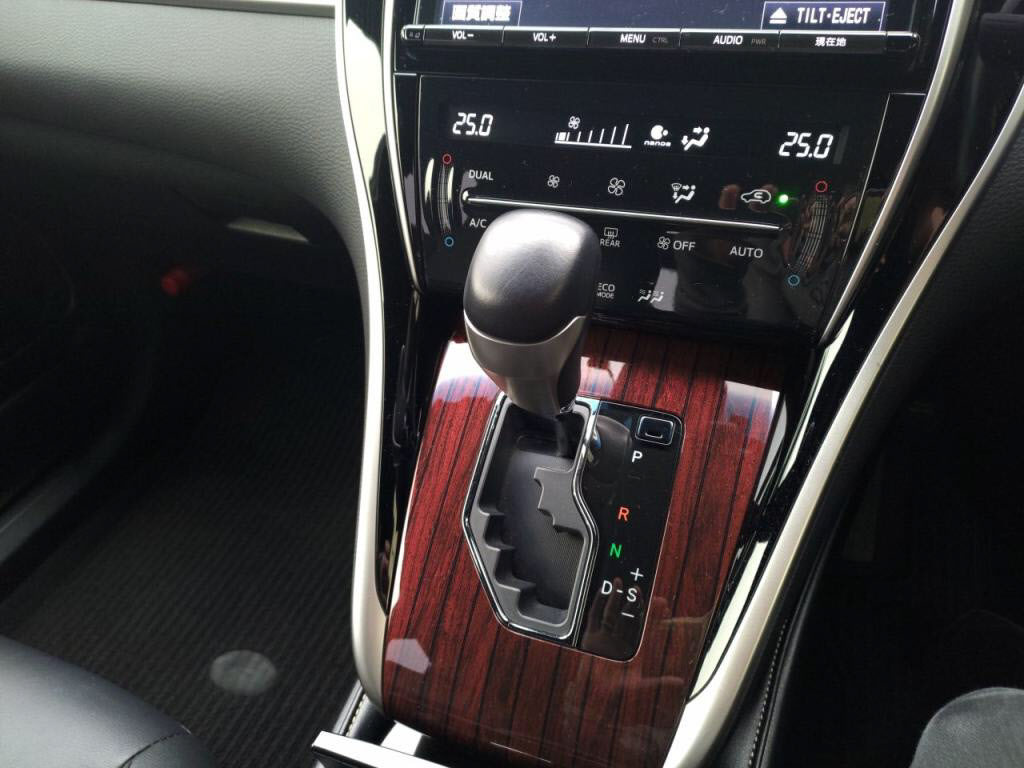 ハリアーハイブリッドプレミアムの写真 17