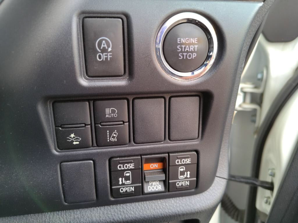 ノアSiダブルバイビーの写真 15