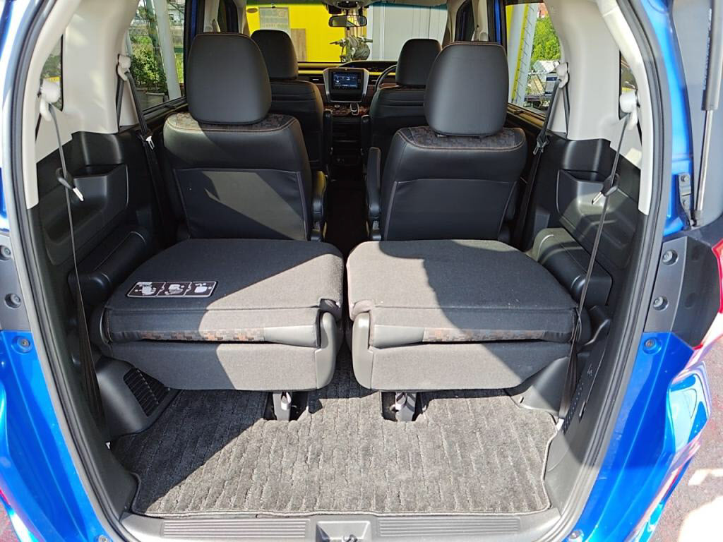 フリードハイブリッドハイブリッドクロスターの写真 26