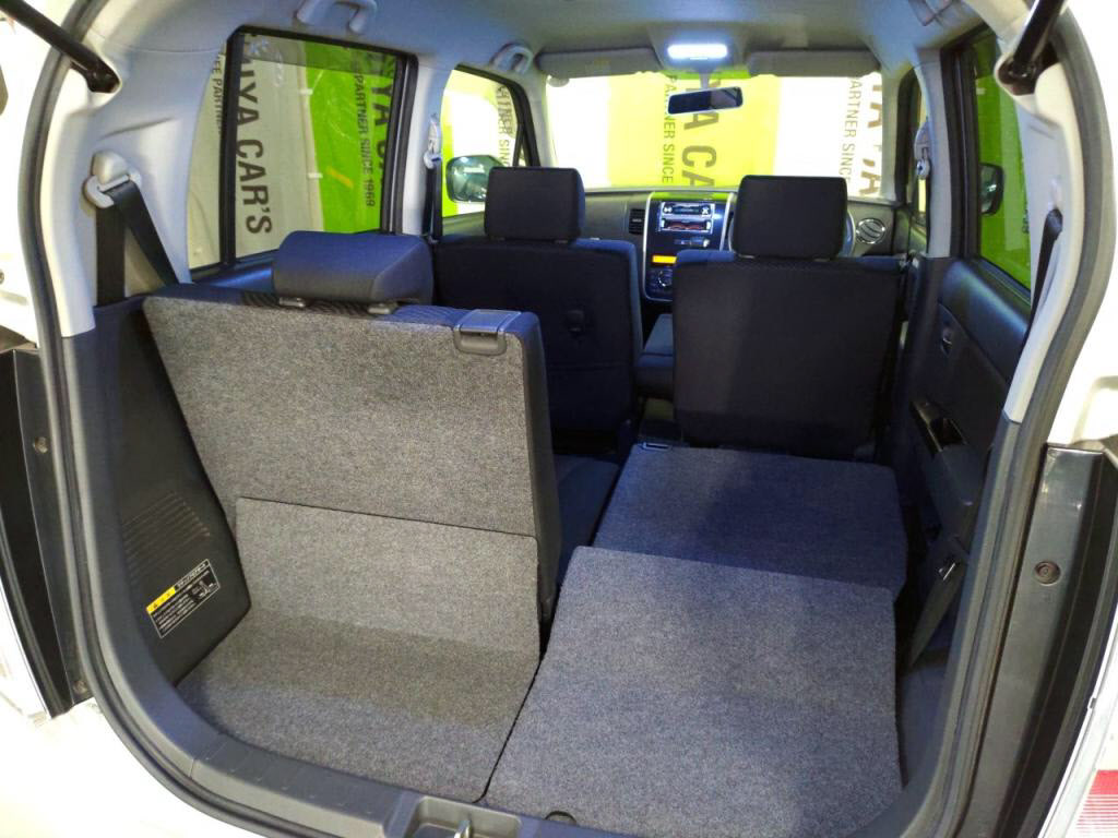 ワゴンＲスティングレーＸの写真 26