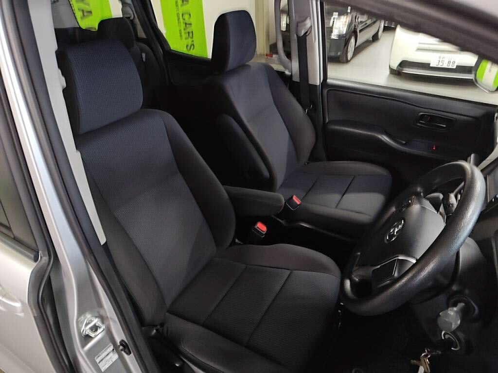 ヴォクシーＸ＿Ｃパッケージの写真 21