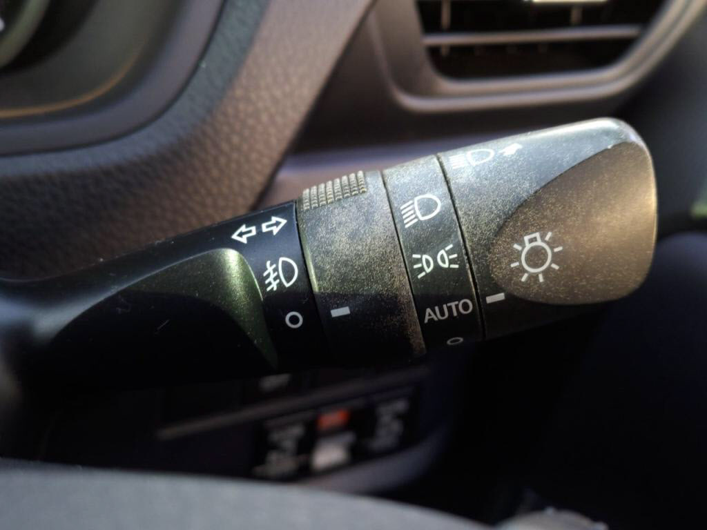 ヴォクシーZSの写真 14