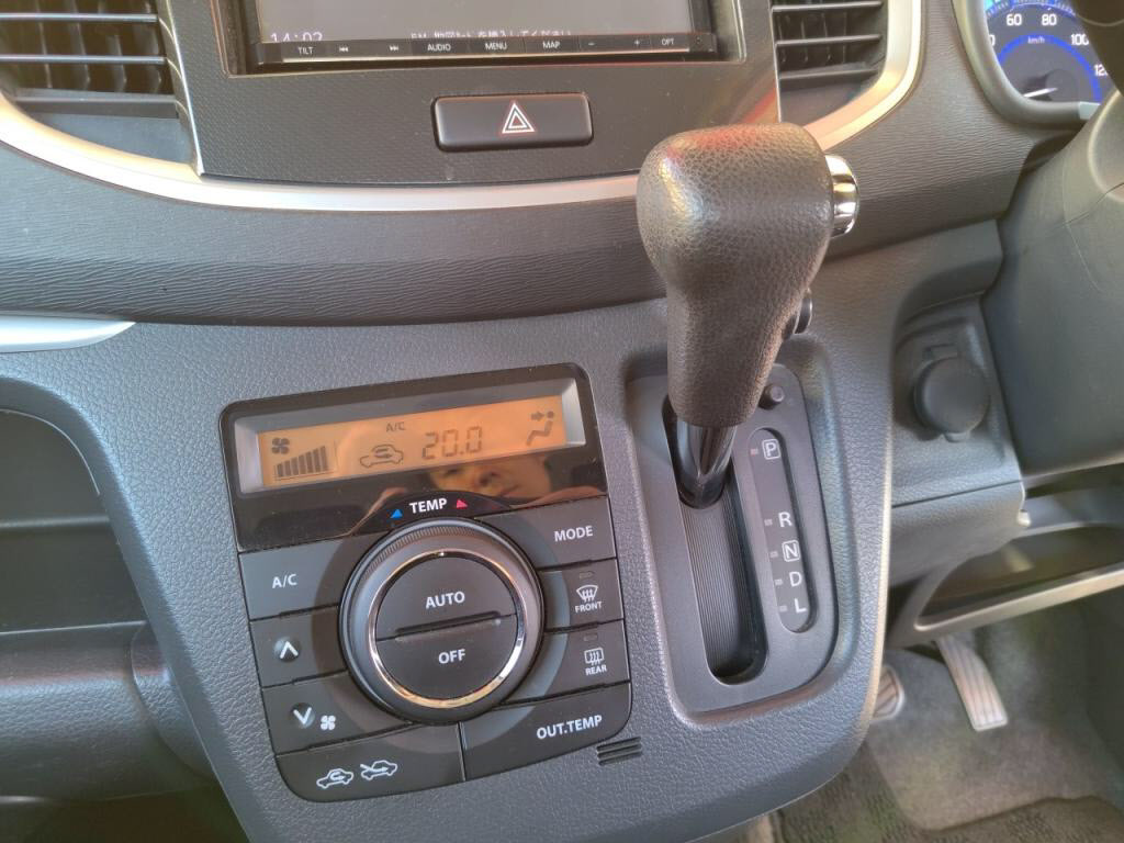 ワゴンＲスティングレーＸの写真 15