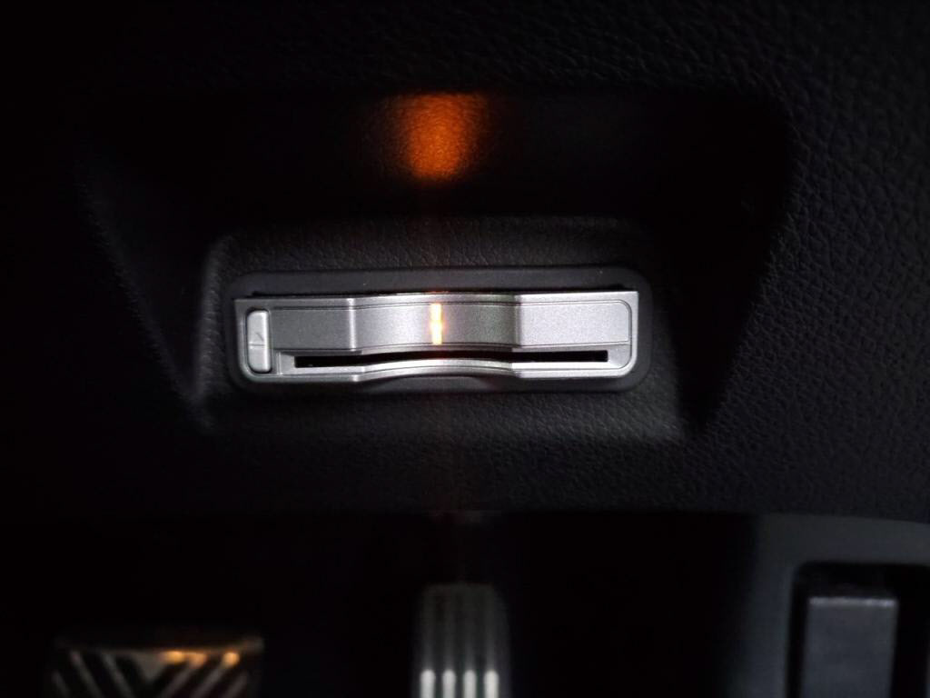 ジェイドRSの写真 15