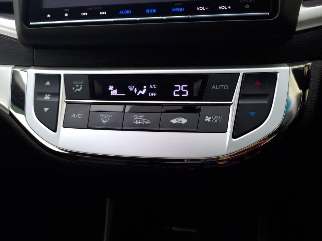 ジェイドRSの写真 17