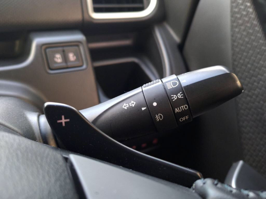 ソリオハイブリッドMZの写真 14