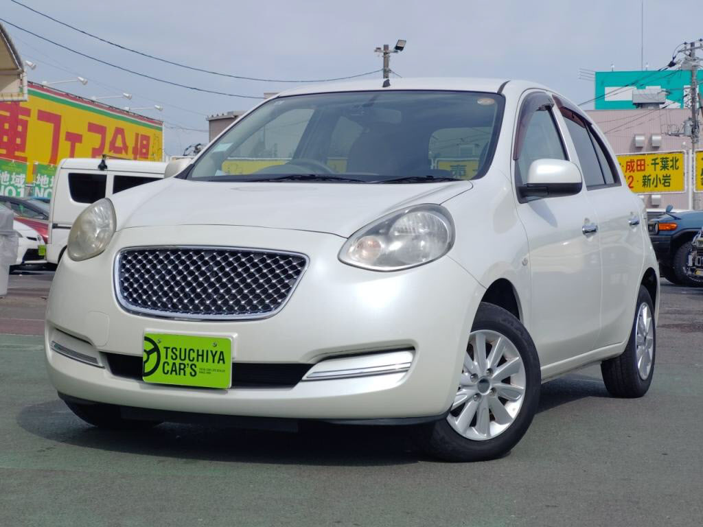 ニッサン　マーチ５ＨＢ　ボレロ