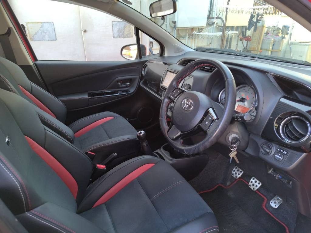 ヴィッツ５ＤＲＳ＿Ｇｓの写真 13