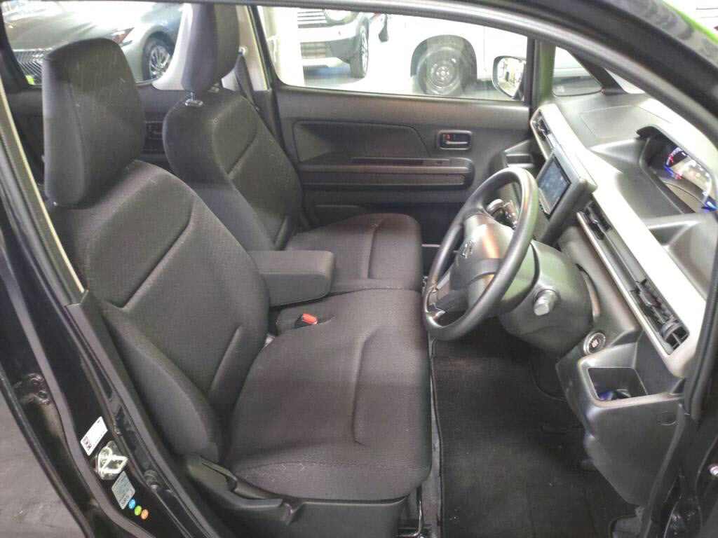 ワゴンＲハイブリッドＦＸの写真 21