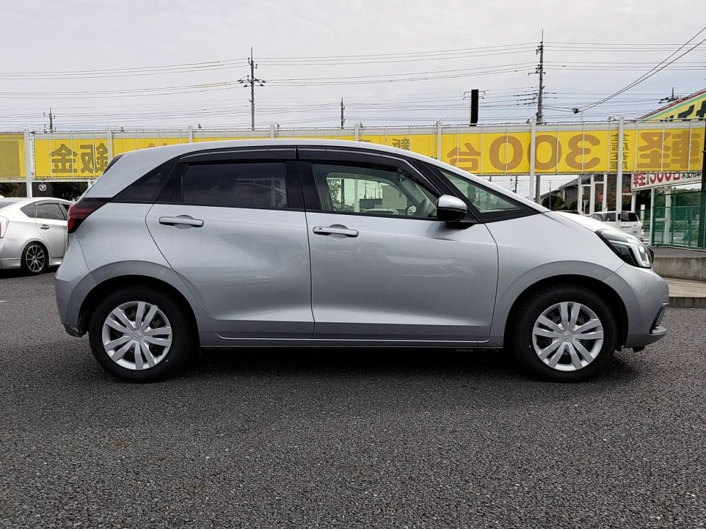 フィットハイブリッドｅＨＥＶベーシックの写真 11