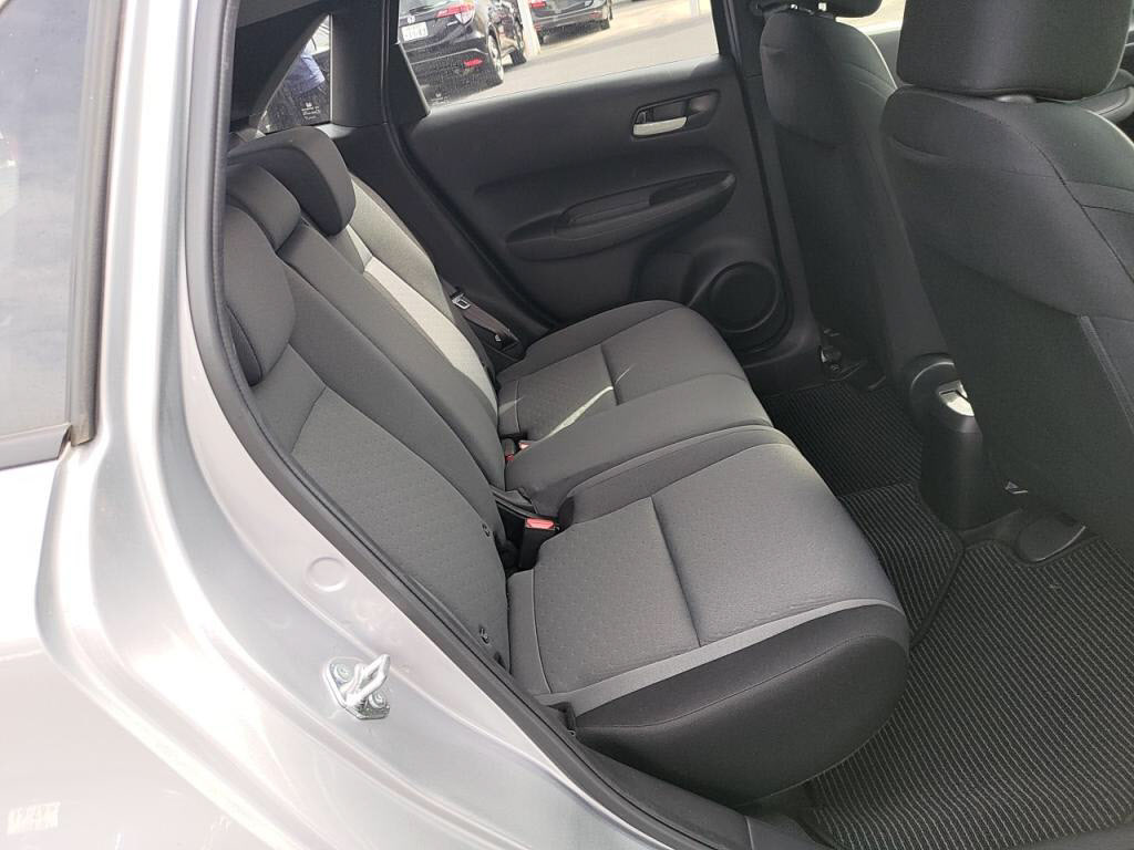 フィットハイブリッドｅＨＥＶベーシックの写真 24