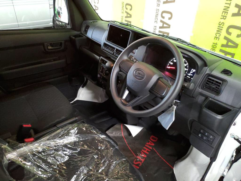 ハイゼットカーゴデラックスの写真 3