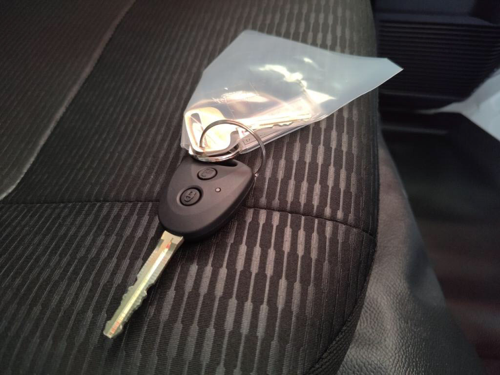 ハイゼットカーゴデラックスの写真 13