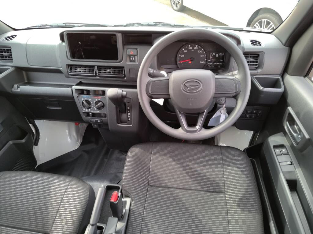 ハイゼットカーゴデラックスの写真 3