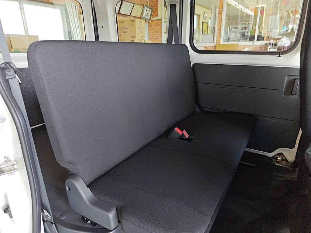 ハイゼットカーゴデラックスの写真 22