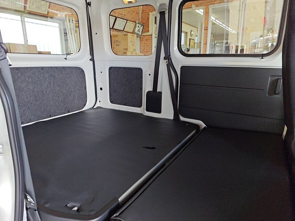 ハイゼットカーゴデラックスの写真 24