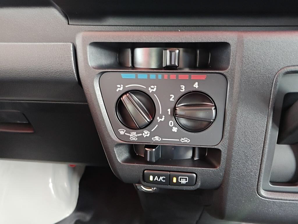 ハイゼットカーゴデラックスの写真 19