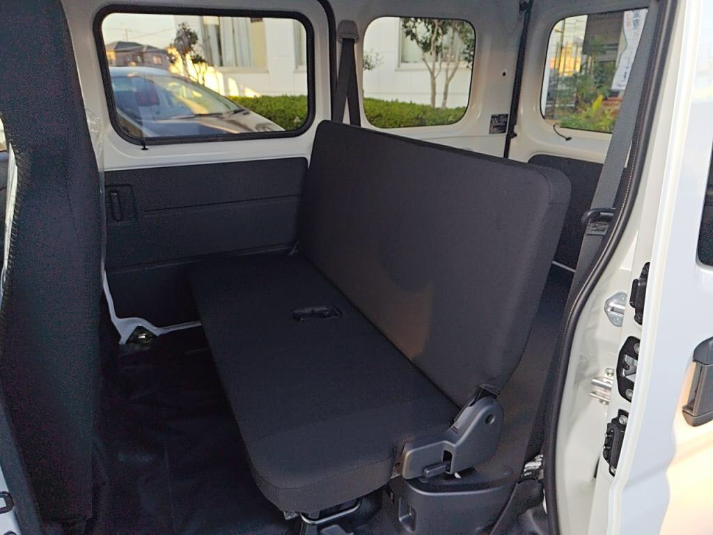 ハイゼットカーゴデラックスの写真 23