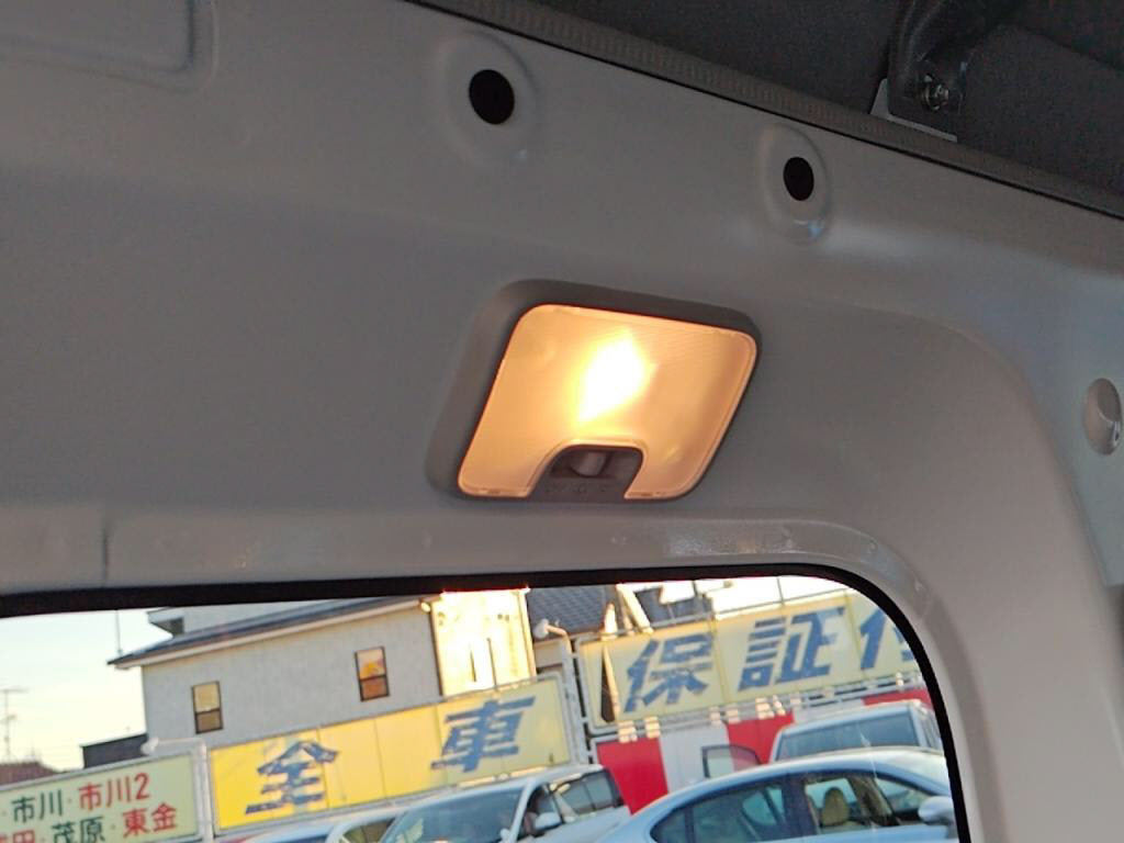 ハイゼットカーゴデラックスの写真 28