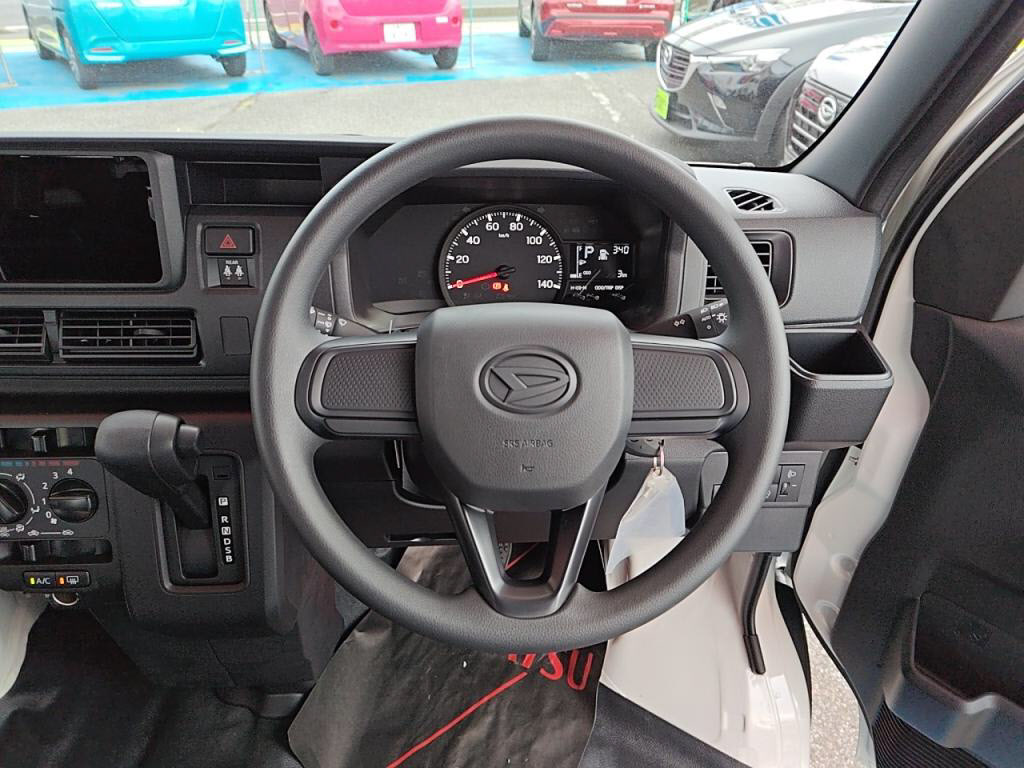 ハイゼットカーゴデラックスの写真 3