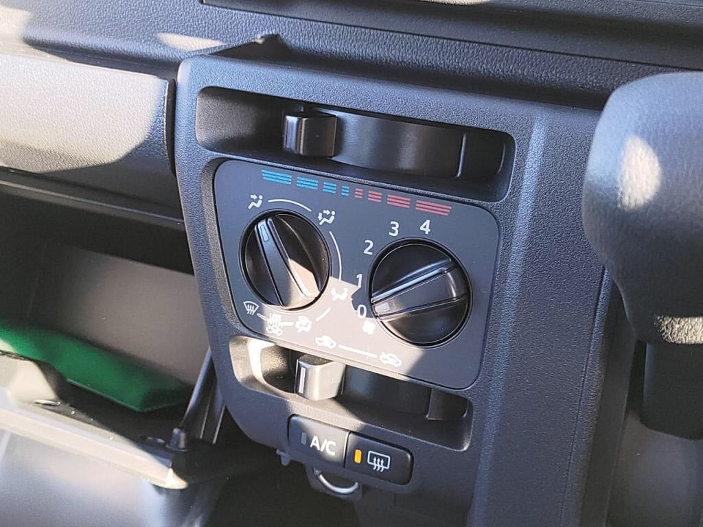 ハイゼットカーゴデラックスの写真 14