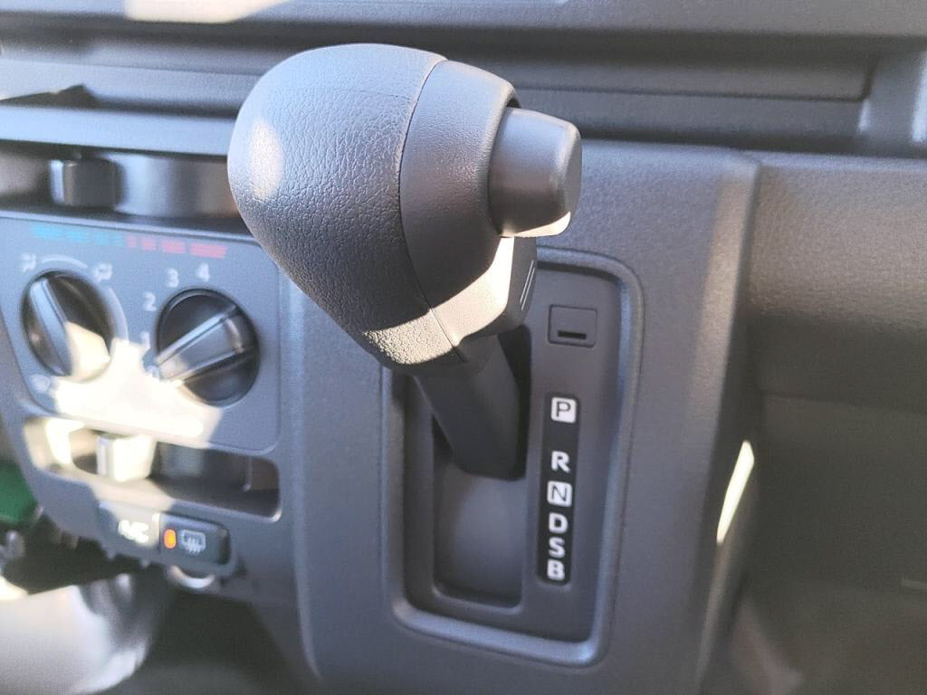 ハイゼットカーゴデラックスの写真 15