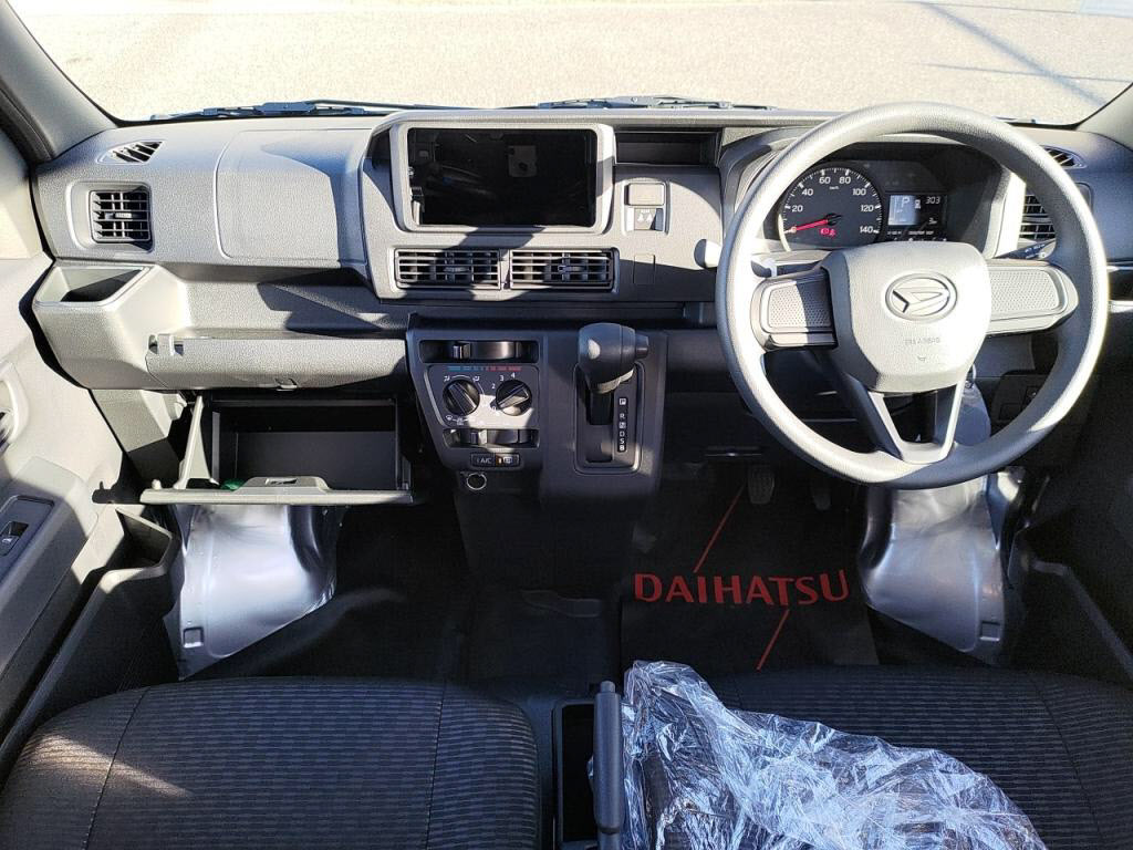 ハイゼットカーゴデラックスの写真 3