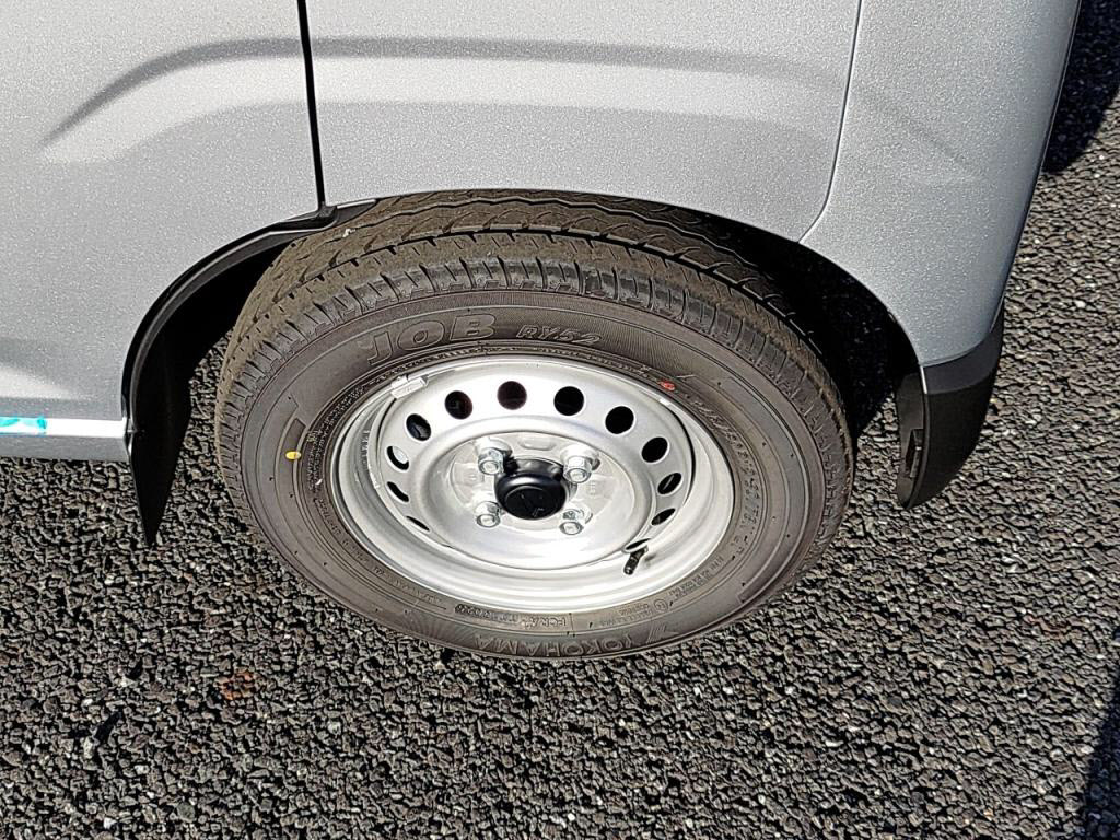 ハイゼットカーゴデラックスの写真 30