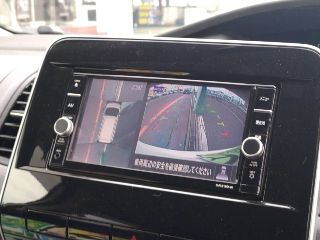 セレナハイウェイスターＶの写真 17