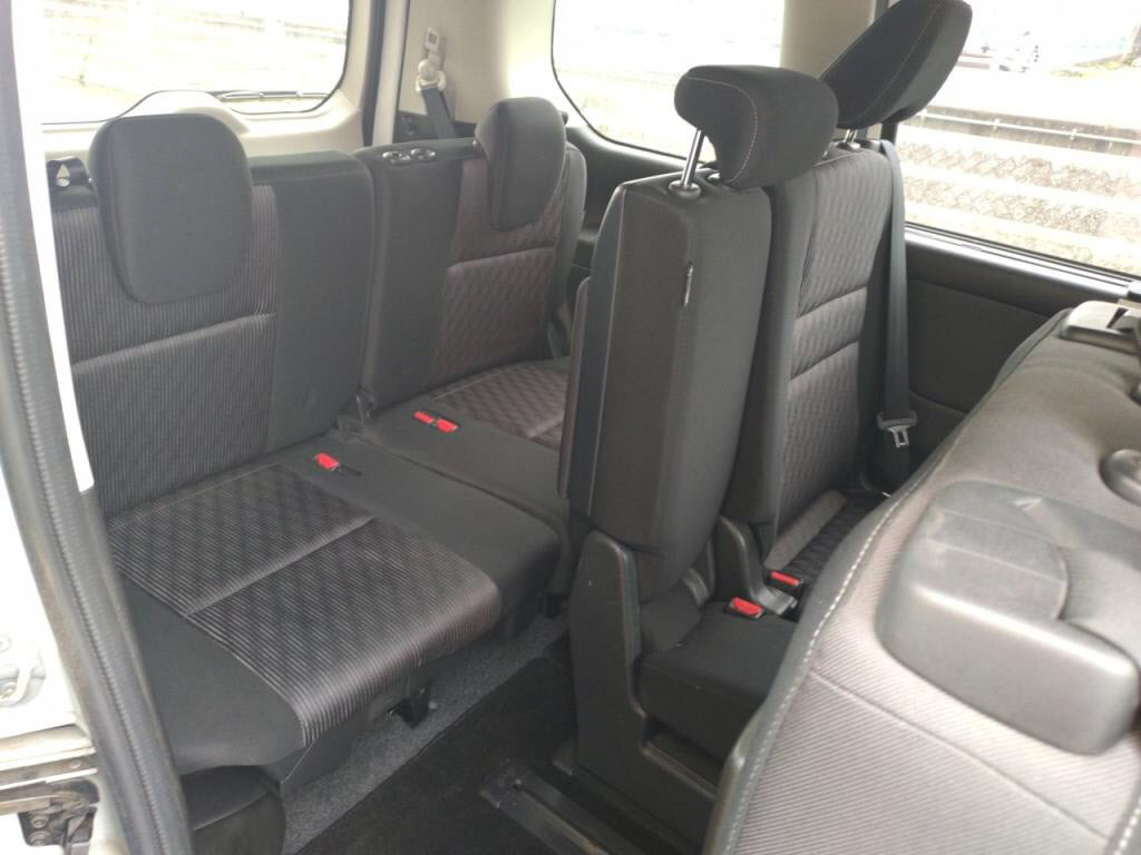 セレナハイウェイスターＶの写真 23