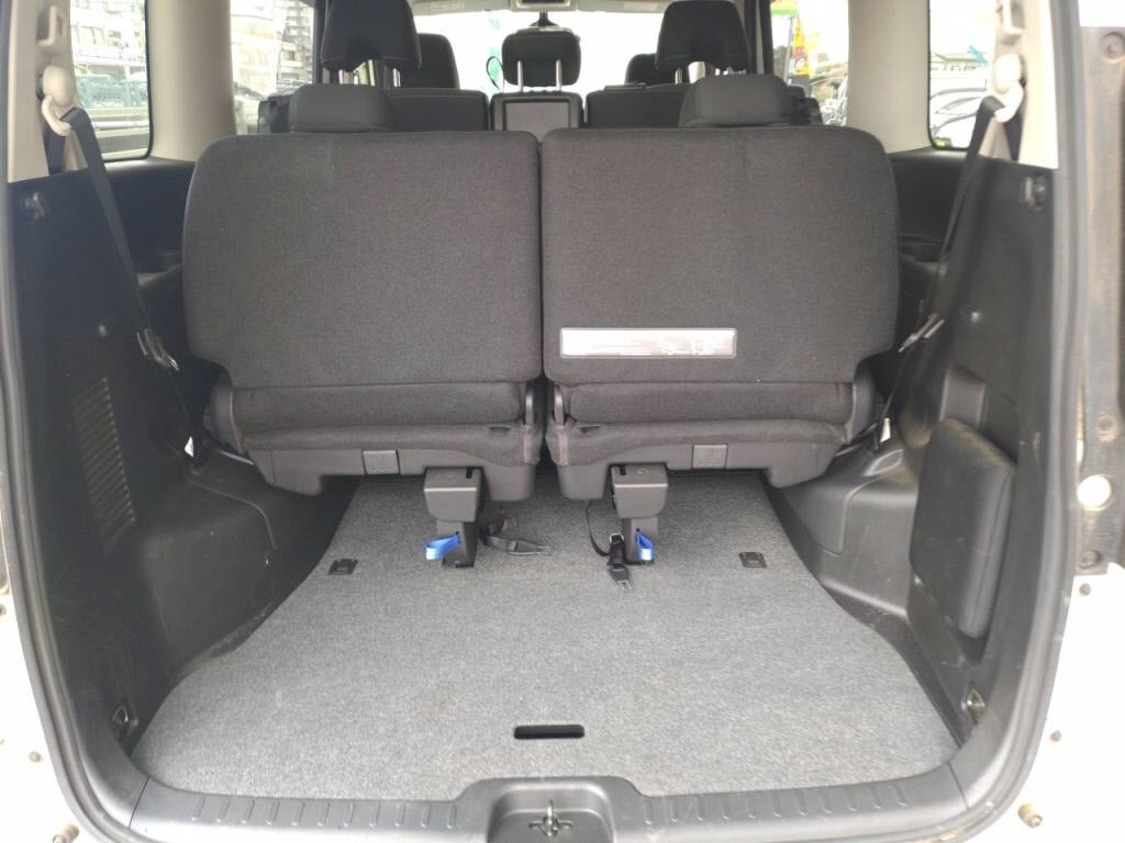 セレナハイウェイスターＶの写真 25