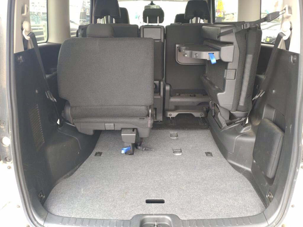 セレナハイウェイスターＶの写真 26