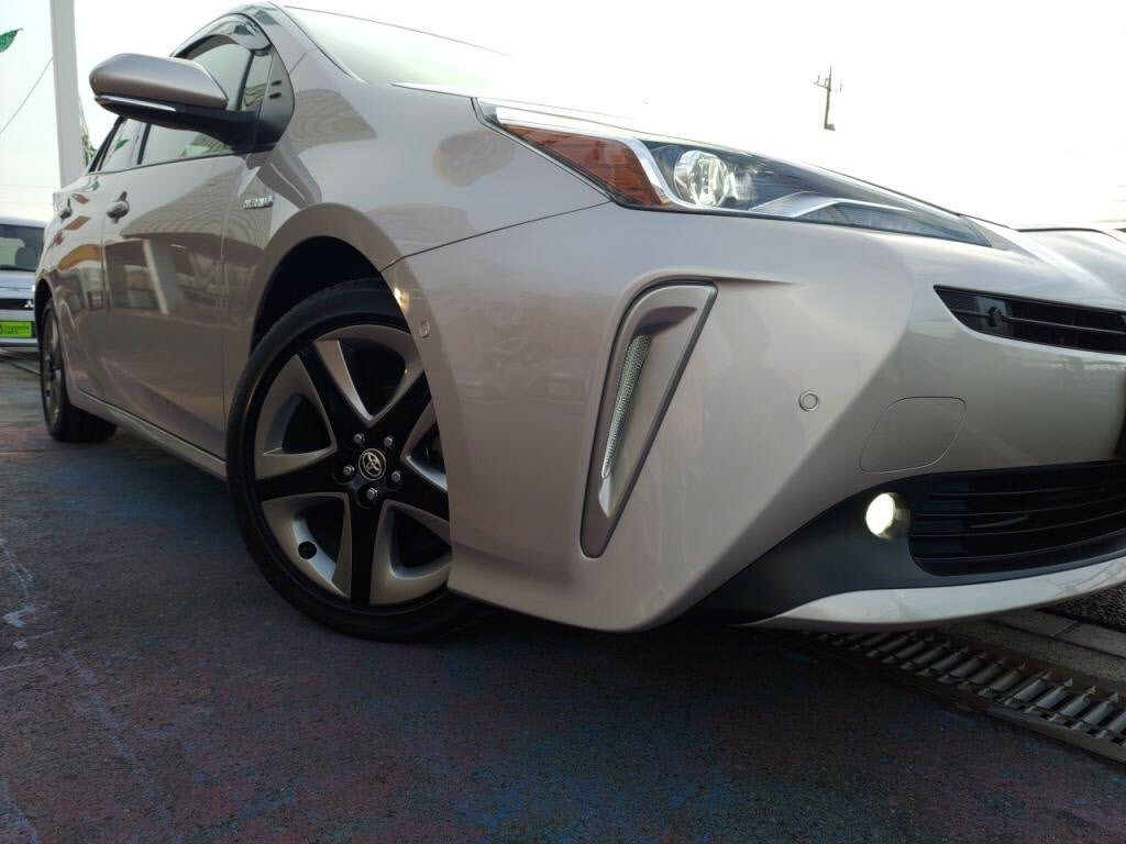 プリウスAツーリングセレクションの写真 9