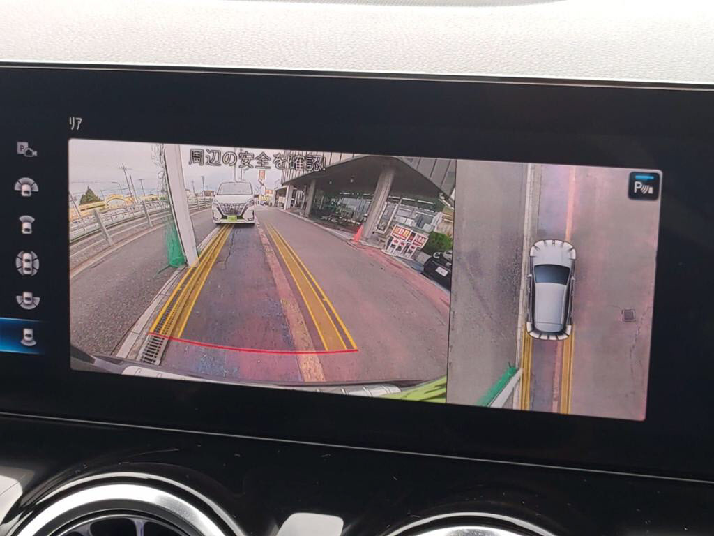 ベンツＧＬＡクラスＧＬＡ２００ｄ＿４マチックＡＭＧラインの写真 18