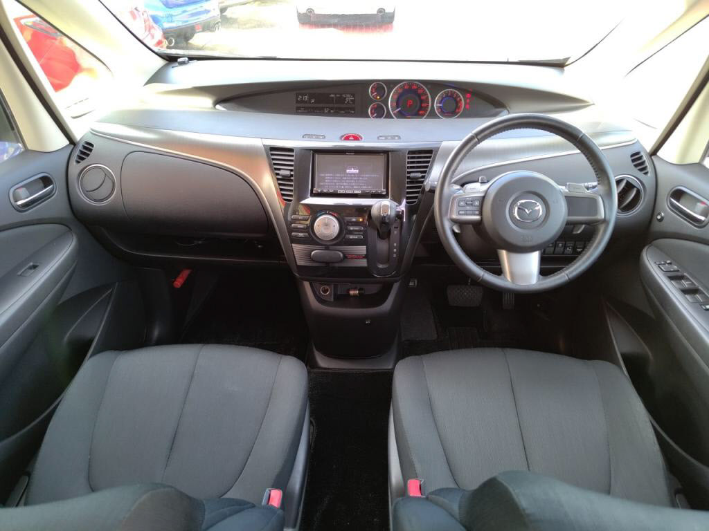 ビアンテグランツ－スカイアクティブの写真 3