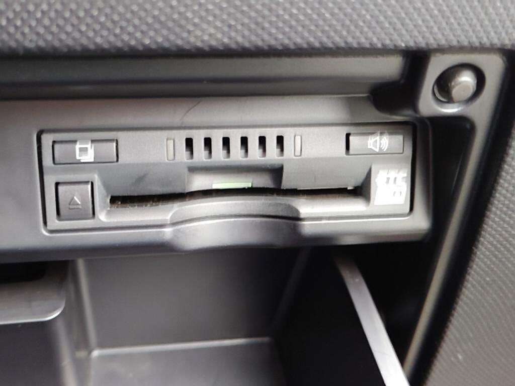 エスティマアエラスプレミアムＧの写真 17