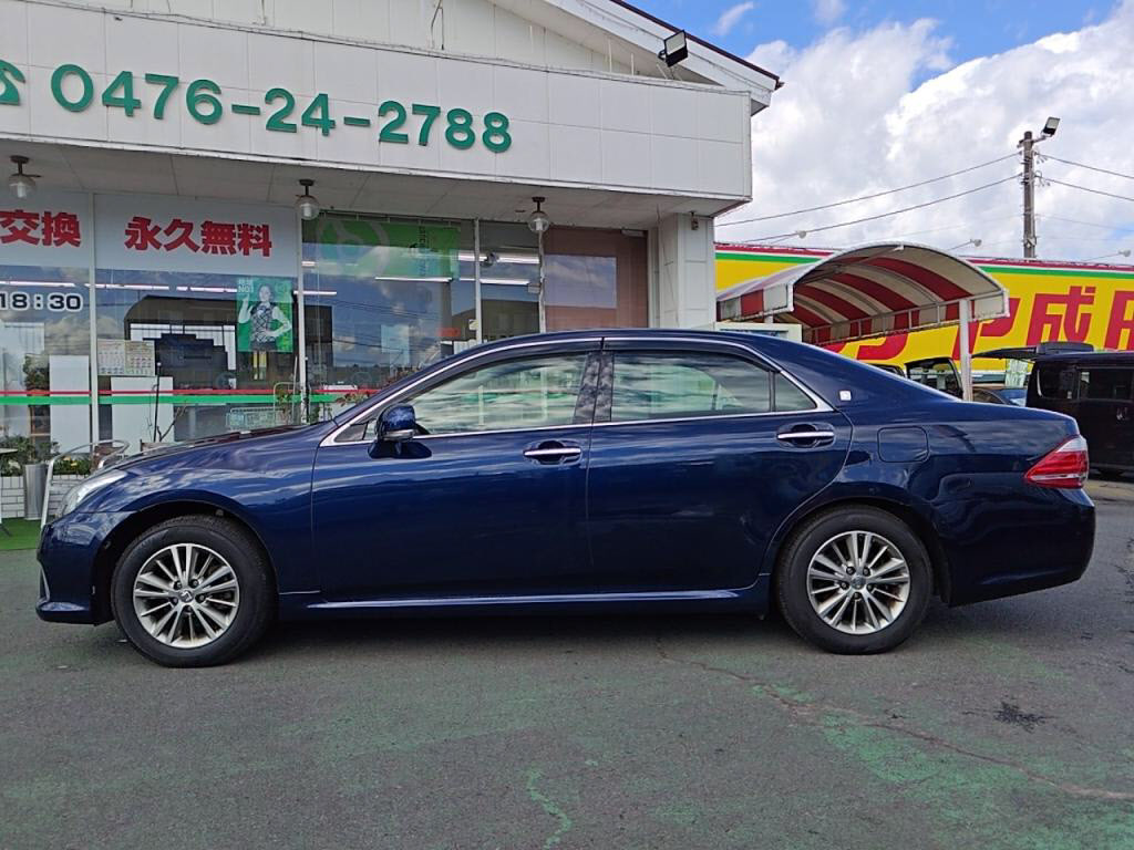 クラウンロイヤルサルーンの写真 12