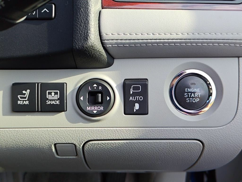 クラウンロイヤルサルーンの写真 19