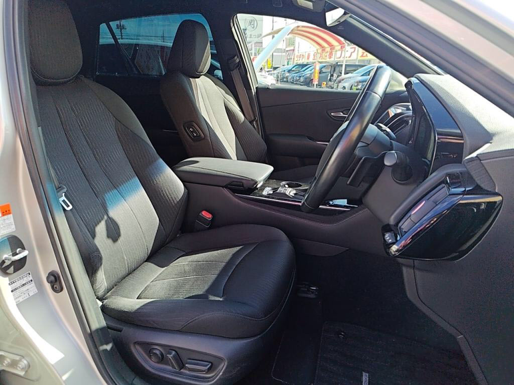 クラウンハイブリッドＧの写真 21