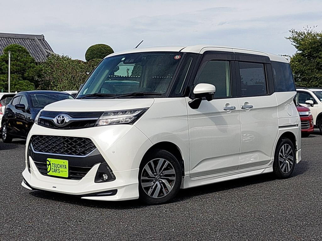 トヨタ　タンクカスタム　カスタムＧ