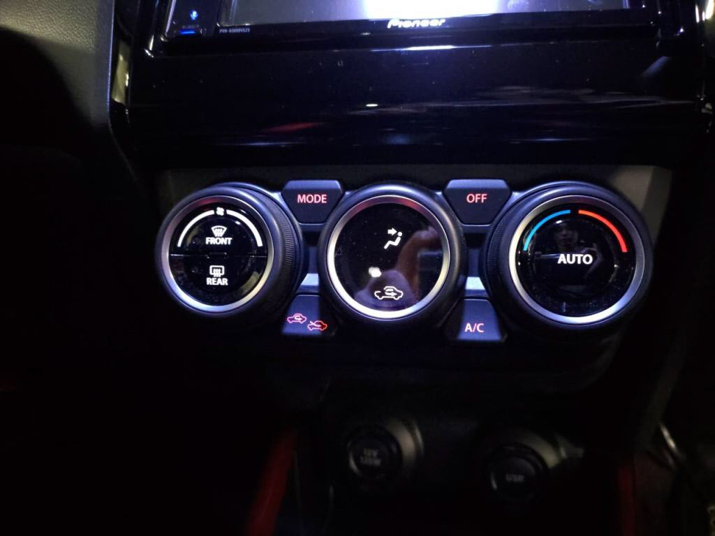 スイフトスポーツスポーツの写真 18