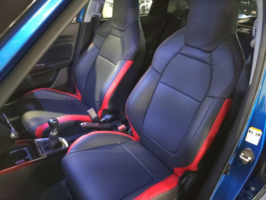 スイフトスポーツスポーツの写真 23