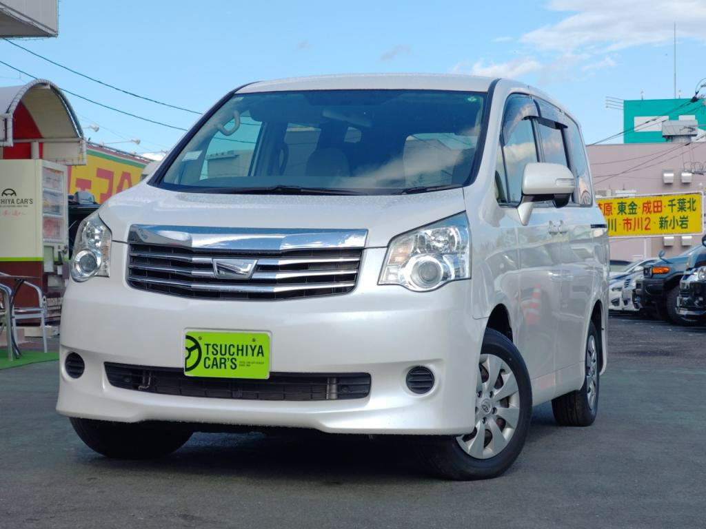 トヨタ　ノア　Ｘスペシャルエディション