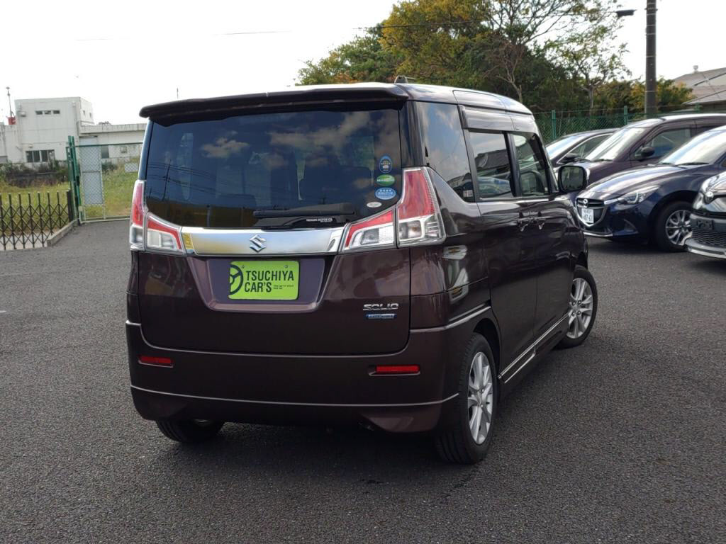 ソリオハイブリッドＭＺの写真 2