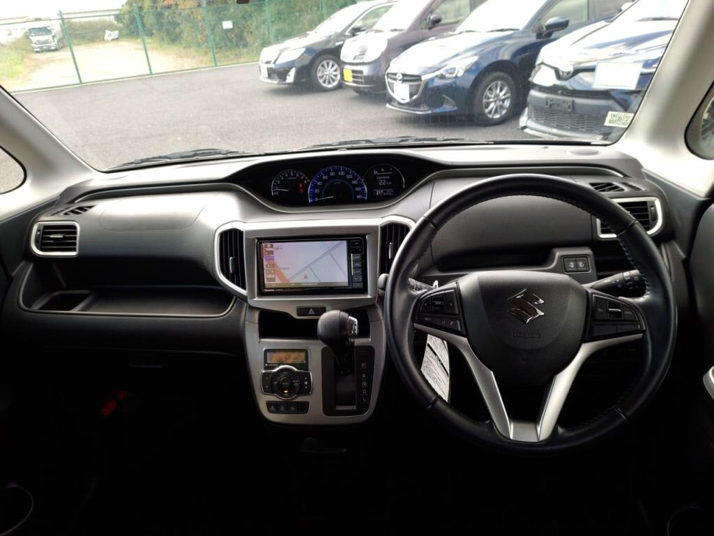 ソリオハイブリッドＭＺの写真 3