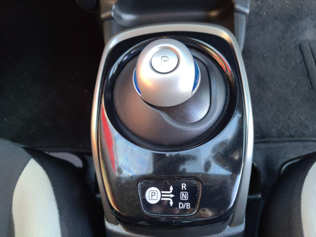 ノートｅパワーｅパワーＢの写真 16