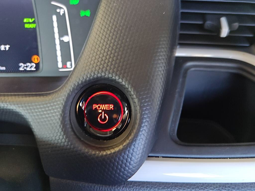 フィットハイブリッドｅＨＥＶベーシックの写真 17