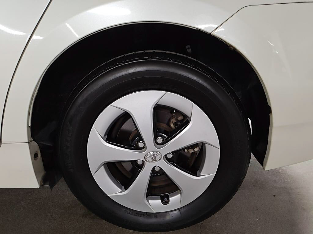 プリウスＳの写真 28