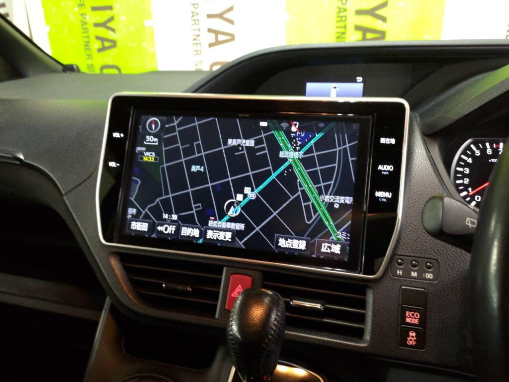 ヴォクシーＶの写真 17